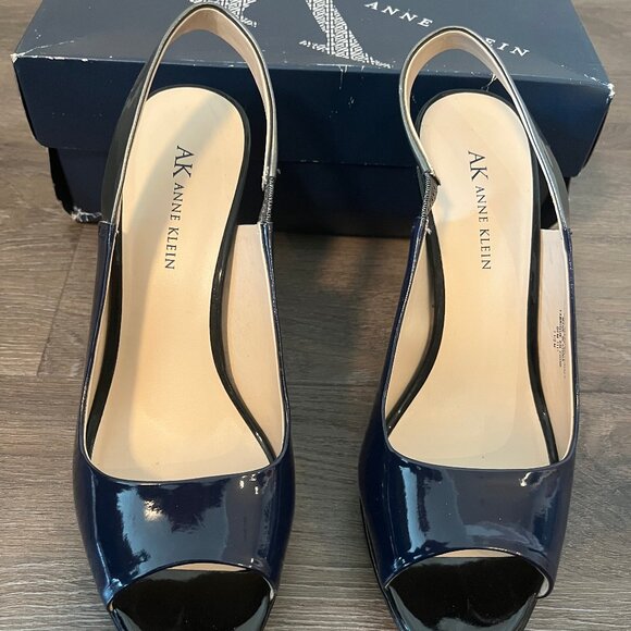 Anne Klein Akebony Navy/Grey- Ebony- Size 7.5 Heels - Picture 1 of 9